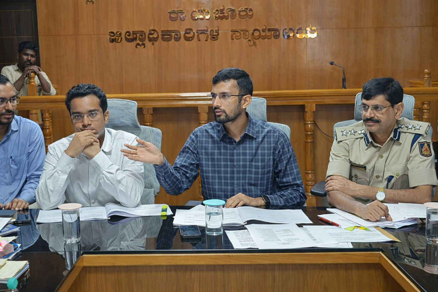 Raichur DC directs officials to take action to ensure compensation for SC and ST victims of atrocities in Karnataka